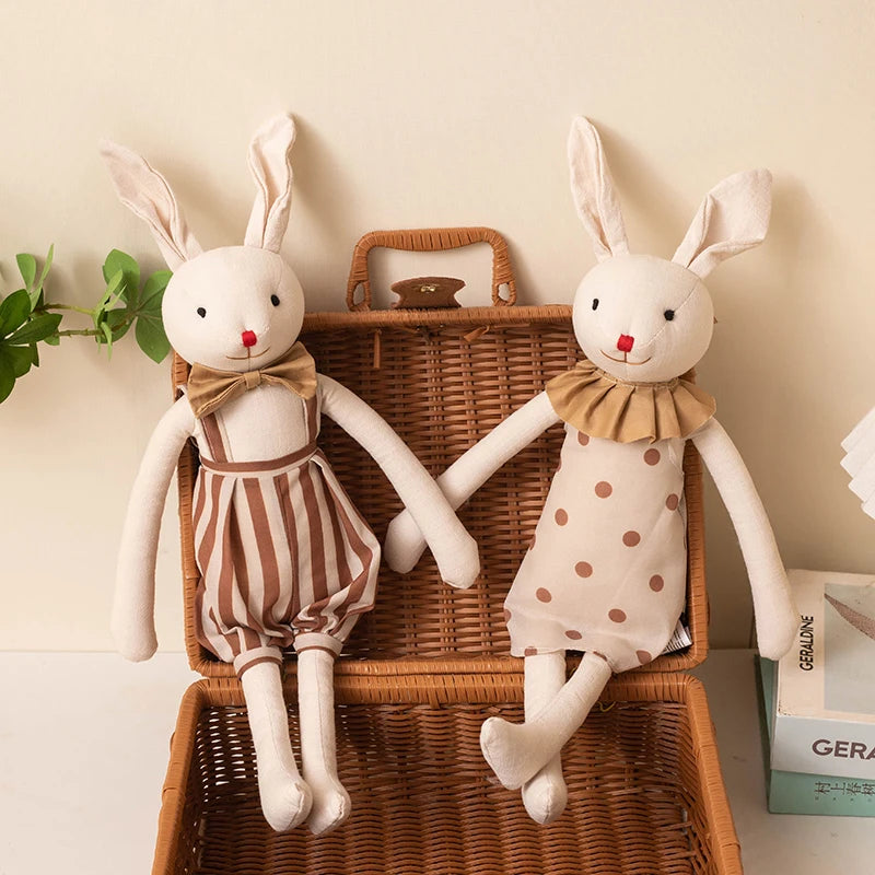 Lapin en peluche l’amie tout doux des enfants